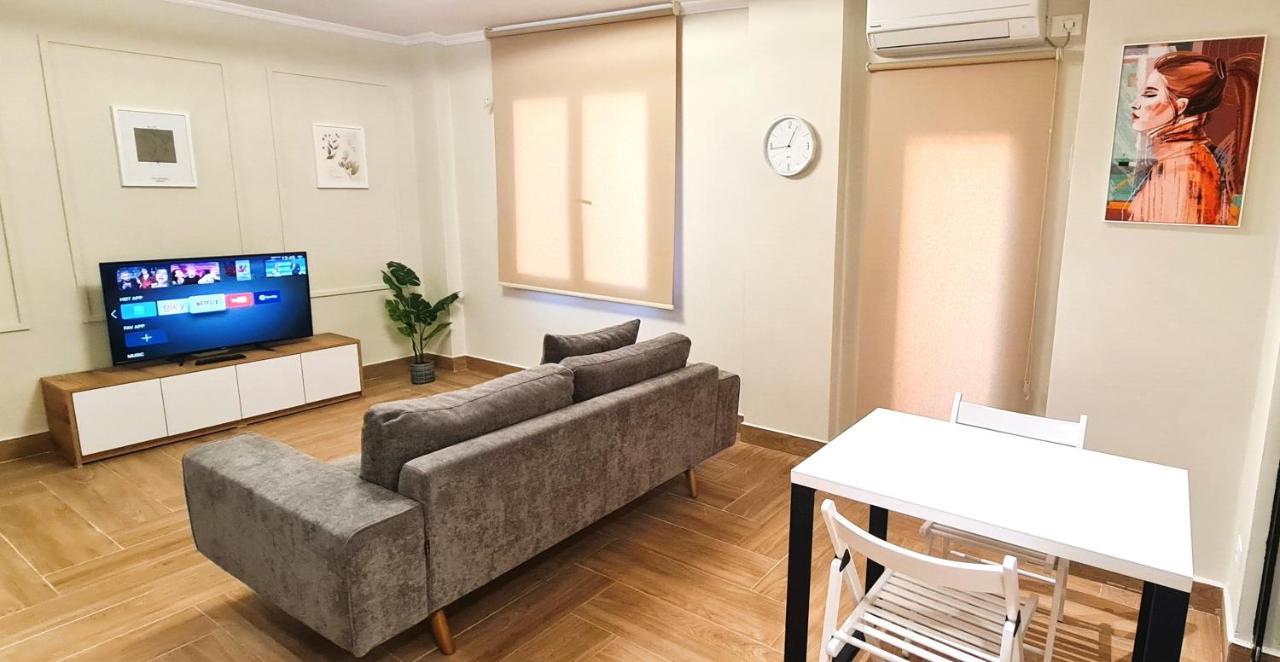 2V1 - Center Apartment 4 Тирана Экстерьер фото